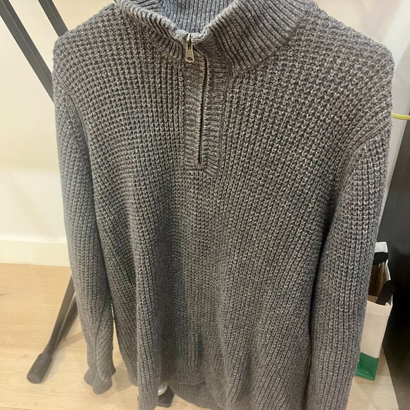 LLBean Men's Organic Cotton Waffle Sweater, Quarter Zip GRAY - Picture 2 of 4